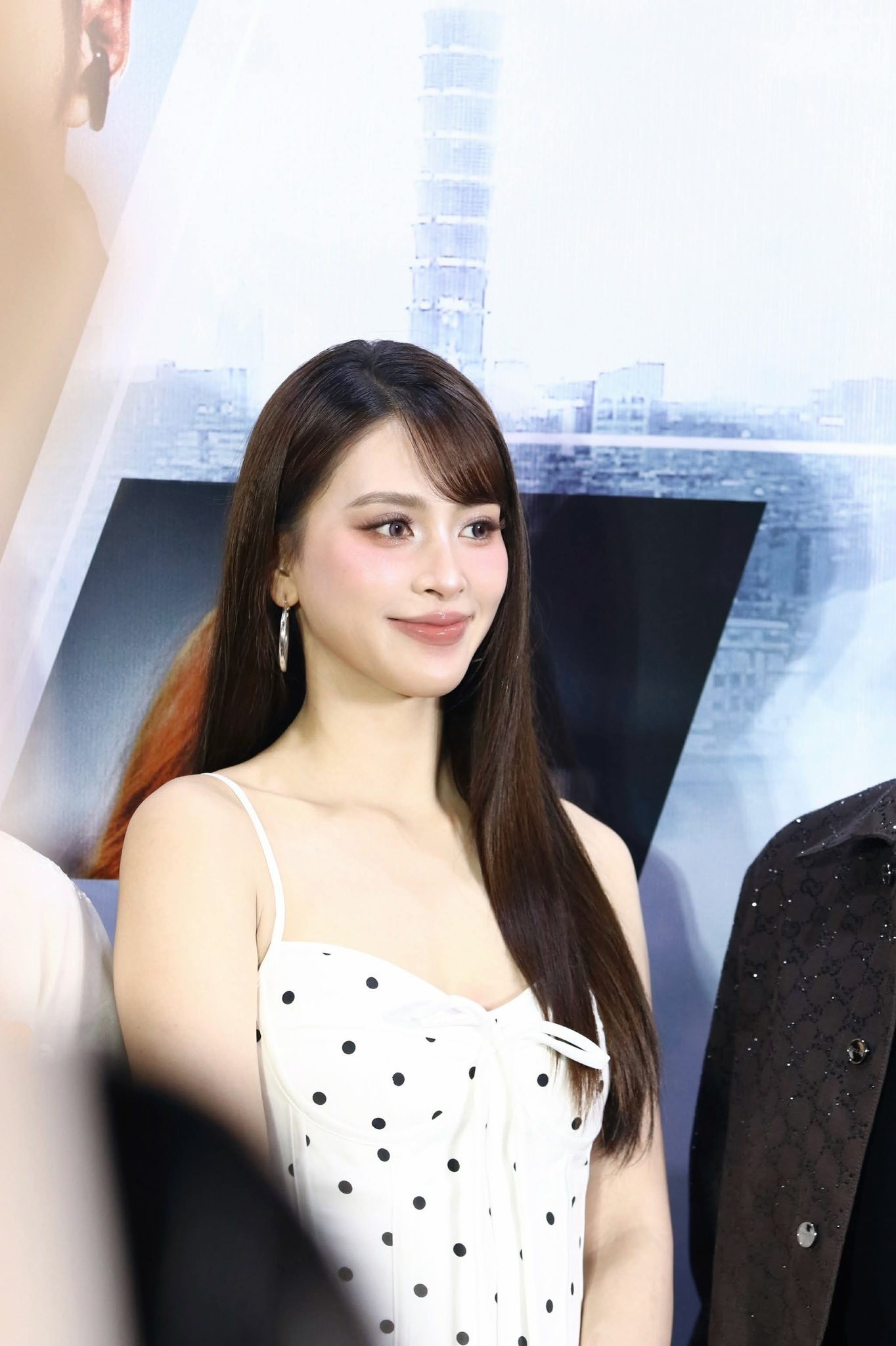 Hoa hậu Tiểu Vy gặp sự cố oái oăm khi tự làm đẹp, nhan sắc hiện tại ra sao? - 5