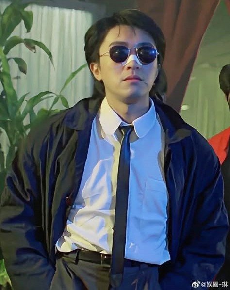 Cuộc sống 3 năm mặc một chiếc áo của Châu Tinh Trì - 3