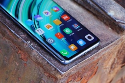 
                Xiaomi chơi lớn khiến cả người dùng iPhone cũng thèm muốn            