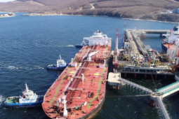 EU, G7 cân nhắc động thái cứng rắn nhất từ trước đến nay với dầu Nga