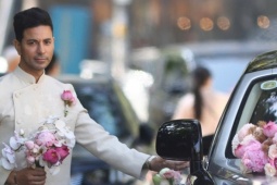 Chú rể Dubai dùng dàn xe Rolls-Royce rước fashionista Tiên Nguyễn