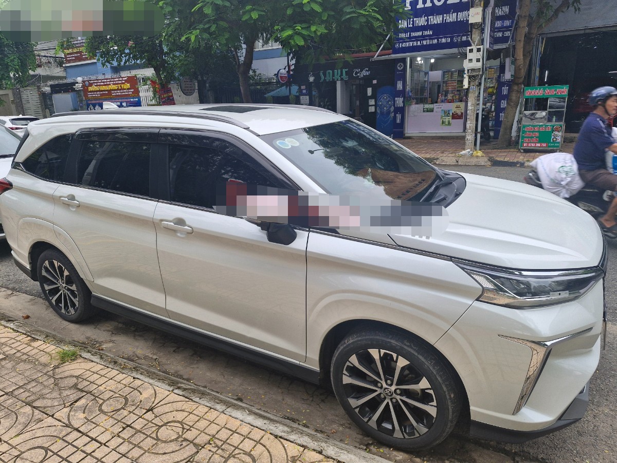 Ảnh thực tế một chiếc xe được rao bán.