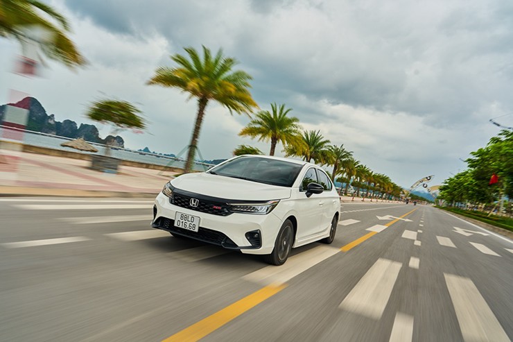 Loạt xe Honda ưu đãi khủng tháng cuối năm, cao nhất 80 triệu đồng - 1