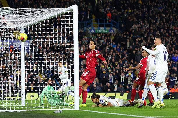 Trực tiếp bóng đá Leeds United - Liverpool: Ao Tanaka gỡ hòa phút 90+6 (Ngoại hạng Anh) (Hết giờ) - 12