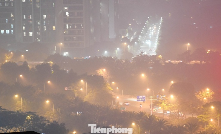 Bầu trời Hà Nội mù mịt, mắt cay xè trong đêm ô nhiễm nhất thế giới - 6