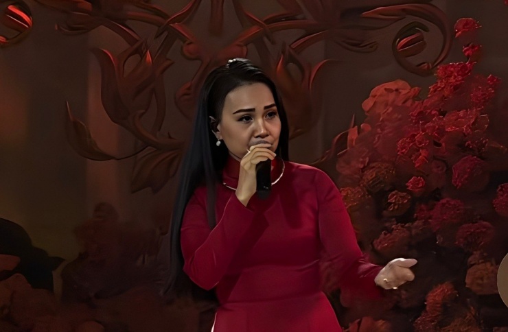 Tiết mục Nhớ về miền Tây của Cẩm Ly trong tiệc cưới của Tiên Nguyễn viral trên mạng xã hội.