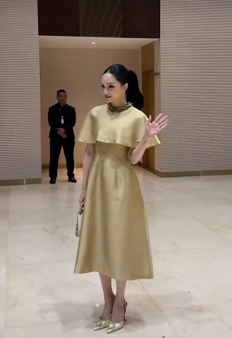 Đặng Thu Thảo và dàn sao xách túi nghìn USD ăn cưới Tiên Nguyễn - 3