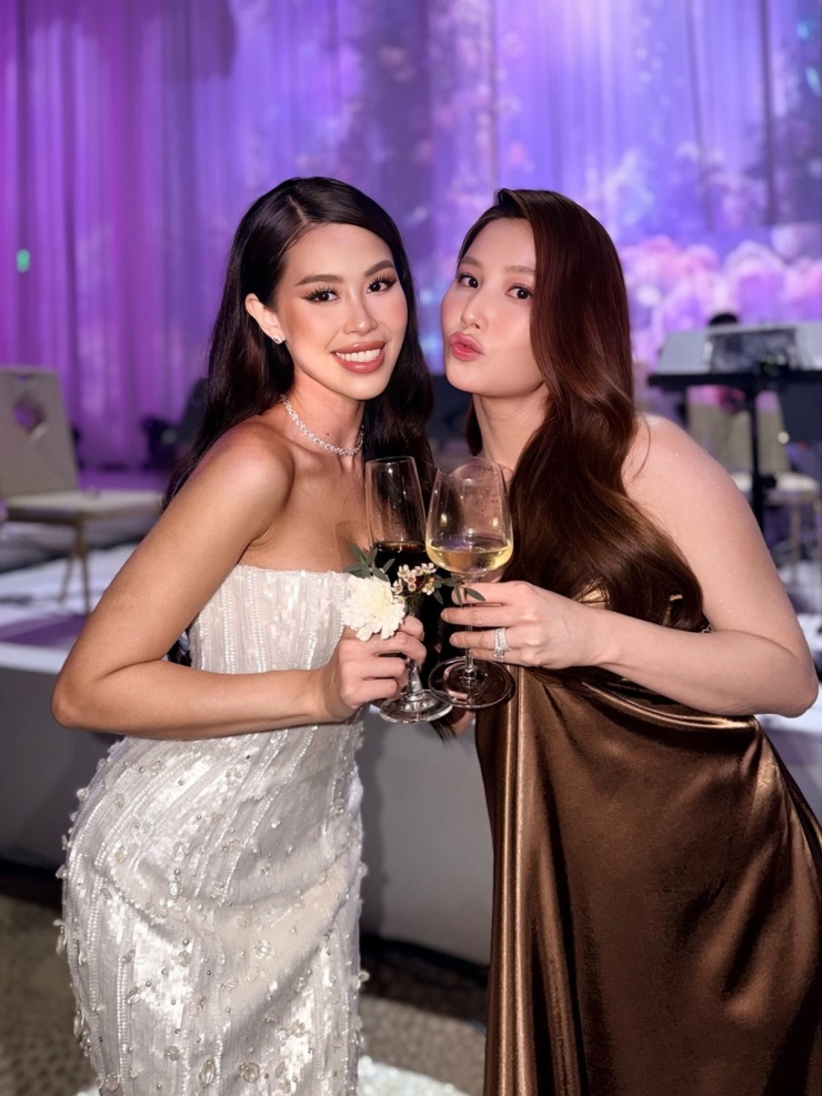 Tiểu thư gia tộc Sơn Kim xách túi tiền tỷ dự cưới Tiên Nguyễn - 6