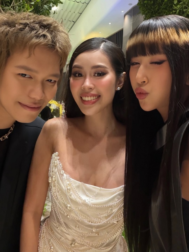 Tiểu thư gia tộc Sơn Kim xách túi tiền tỷ dự cưới Tiên Nguyễn - 8