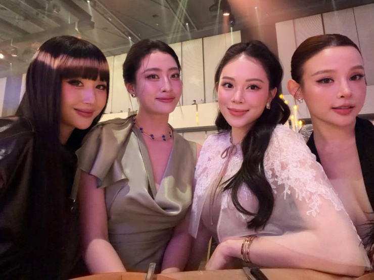 Tiểu thư gia tộc Sơn Kim xách túi tiền tỷ dự cưới Tiên Nguyễn - 9