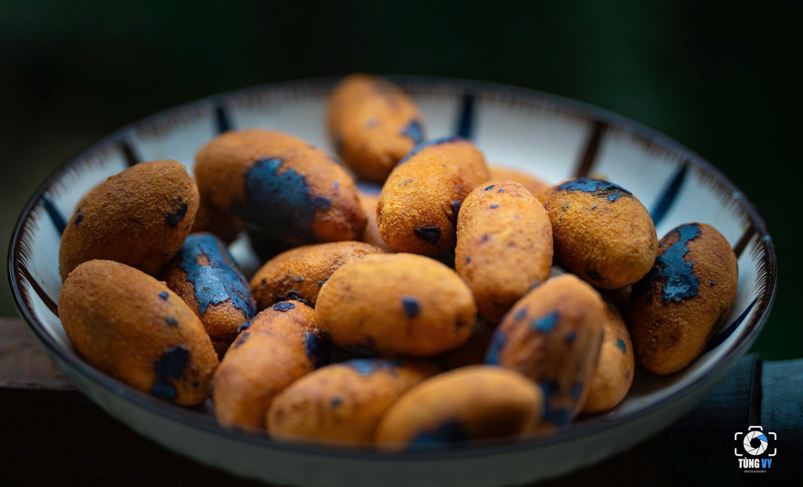 Thứ quả đen sì mọc đầy đồi núi Phú Thọ, đến mùa thành đặc sản gây nghiện - 8