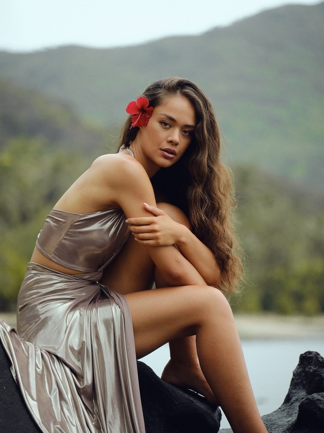 Khi được hỏi về những giá trị quan trọng nhất ở Pháp, cô đã đề cập đến sự tự do, bình đẳng, bác ái và tôn trọng.