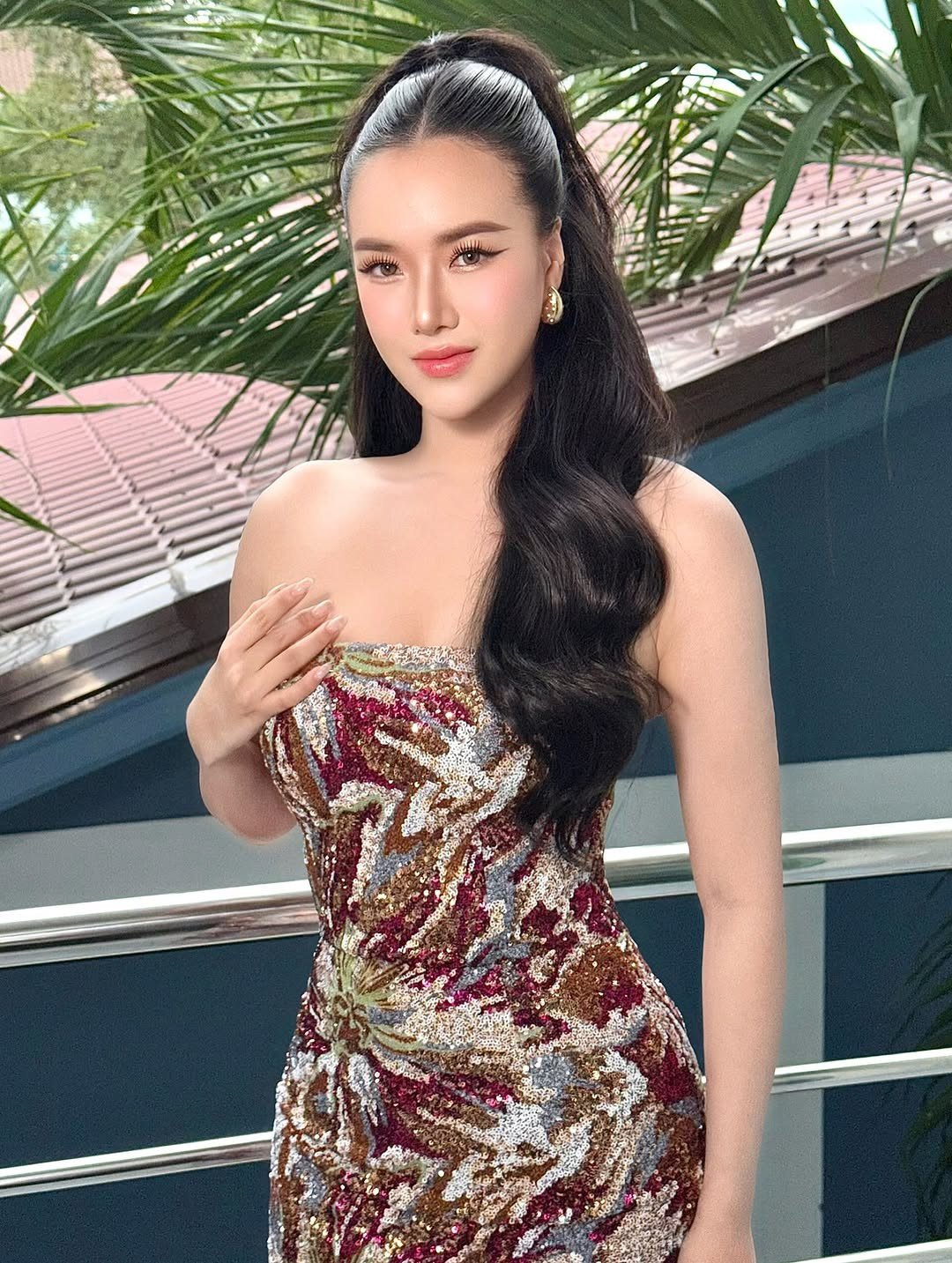 Cô cho biết mẹ là người có ý nghĩa rất lớn đối với mình, là nguồn động lực thôi thúc cô luôn cố gắng mỗi ngày, không ngừng nỗ lực hoàn thiện bản thân.