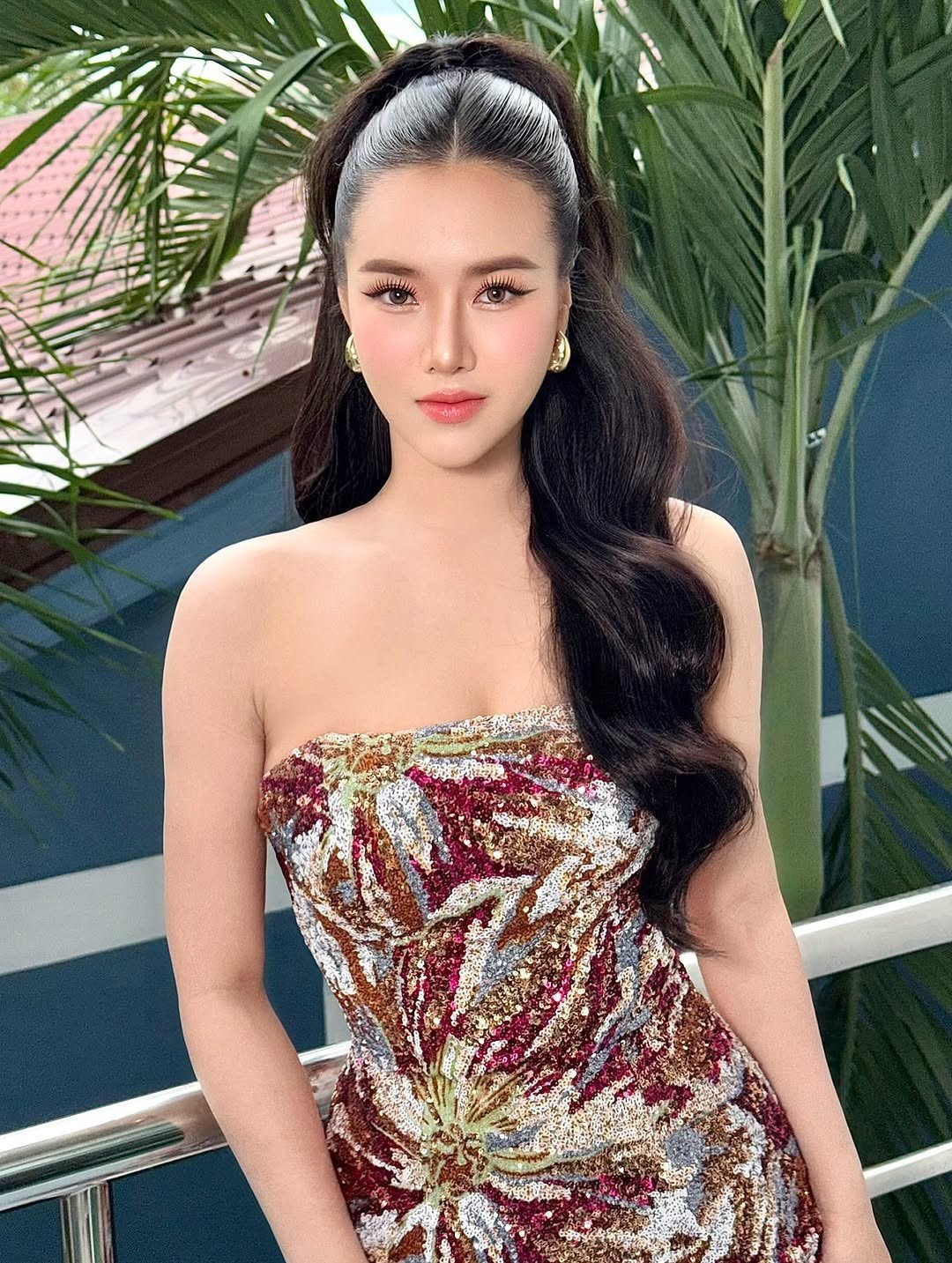 Cô cho biết mẹ là người có ý nghĩa rất lớn đối với mình, là nguồn động lực thôi thúc cô luôn cố gắng mỗi ngày, không ngừng nỗ lực hoàn thiện bản thân.