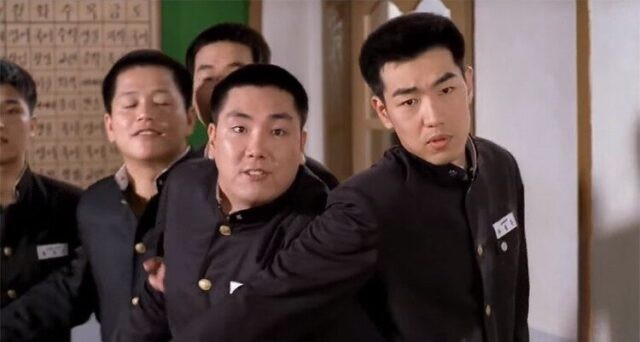 Jo Jin Woong (giữa) trên màn ảnh khi còn trẻ. Ảnh: Nate