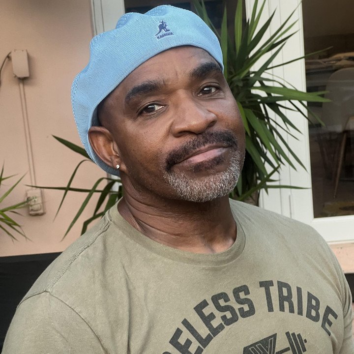 Cuộc đời Nate Wilkins sang trang mới, ở tuổi 71 vẫn sung sức như thanh niên.