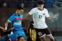 Video bóng đá U22 Philippines - U22 Indonesia: Ngỡ ngàng  " đặc sản "  ném biên (SEA Games)