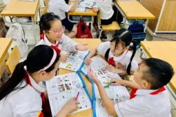 Đưa tiếng Anh trở thành ngôn ngữ thứ hai trong trường học: Không dàn hàng ngang cùng tiến