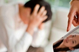 Vợ chịu khổ 8 năm, chồng 'báo đáp' bằng căn chung cư cho nhân tình và con riêng