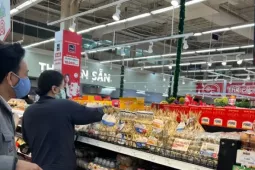 Giá trứng tăng mạnh, thịt heo... 'nhấp nhổm'