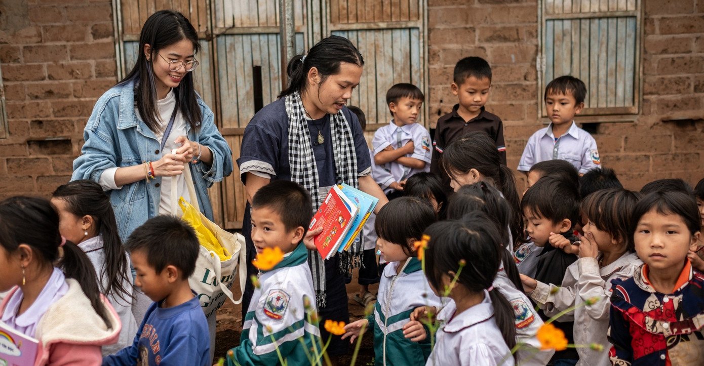 Ông Hoàng Hoa Trung - người sáng lập Nuôi Em