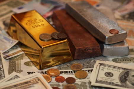 Bạc và đồng vượt vàng: Vì sao hai kim loại này trở thành “cơn sốt” mới của giới đầu tư toàn cầu?