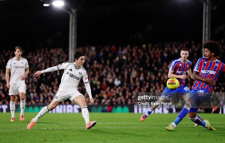 Trực tiếp bóng đá Fulham - Crystal Palace: Guehi đánh đầu ấn định (Ngoại hạng Anh) (Hết giờ) - 3