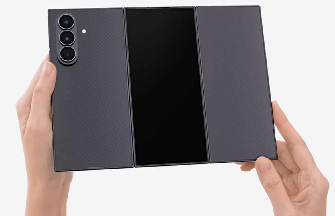 Galaxy Z TriFold mang lại trải nghiệm như máy tính bảng.