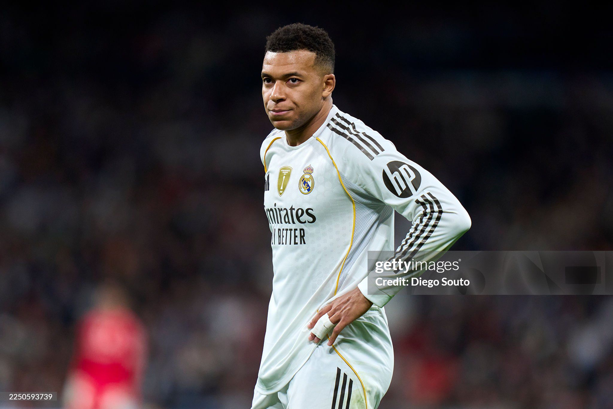 Kylian Mbappe không ghi bàn và Real Madrid không thể thắng