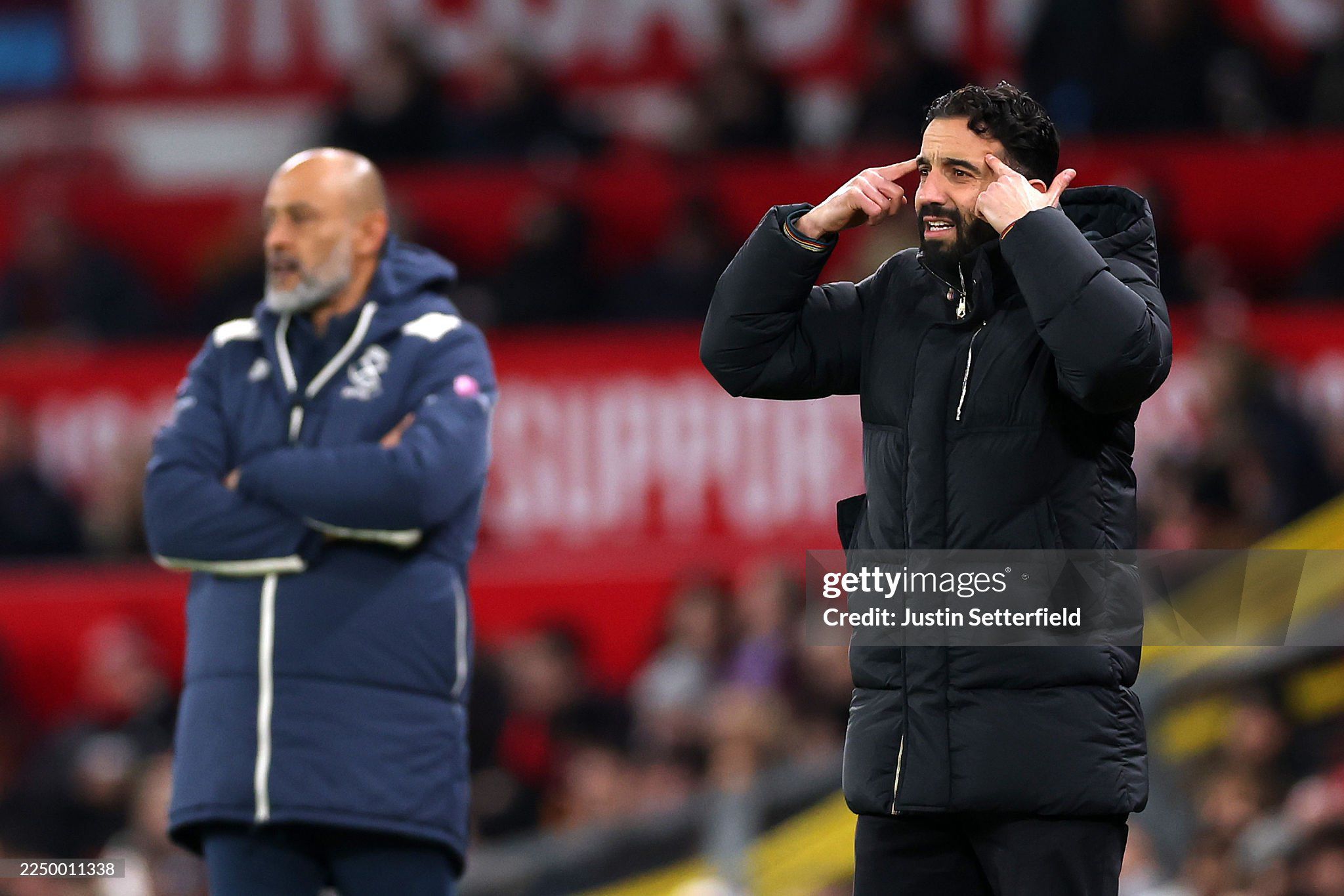 Man United liên tục bỏ lỡ cơ hội vươn lên trên bảng xếp hạng