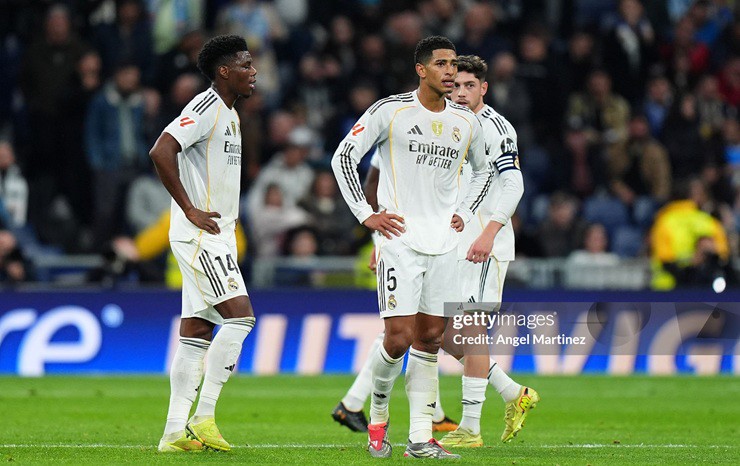 Real Madrid lún sâu vào khủng hoảng