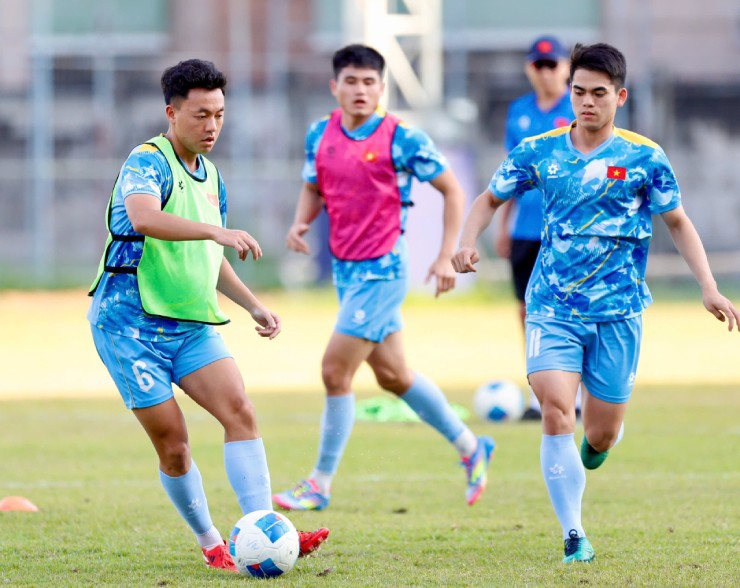 U22 Việt Nam giật mình vì trực thăng quần thảo, Bangkok siết chặt an ninh SEA Games 33 - 11