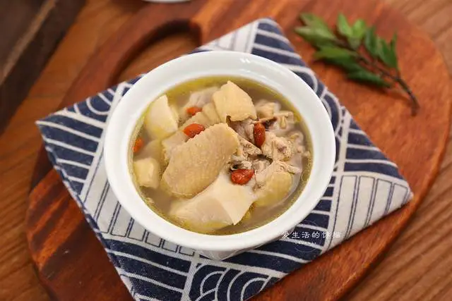 Tận dụng vỏ sầu riêng có thể làm món canh siêu bổ dưỡng này.