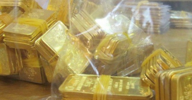 Giá vàng hôm nay 8-12: Vừa mở cửa đã bật tăng