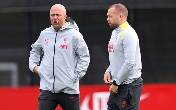 Ghế nóng ĐT Indonesia "dậy sóng” sau tín hiệu bất ngờ từ cựu trợ lý HLV Liverpool