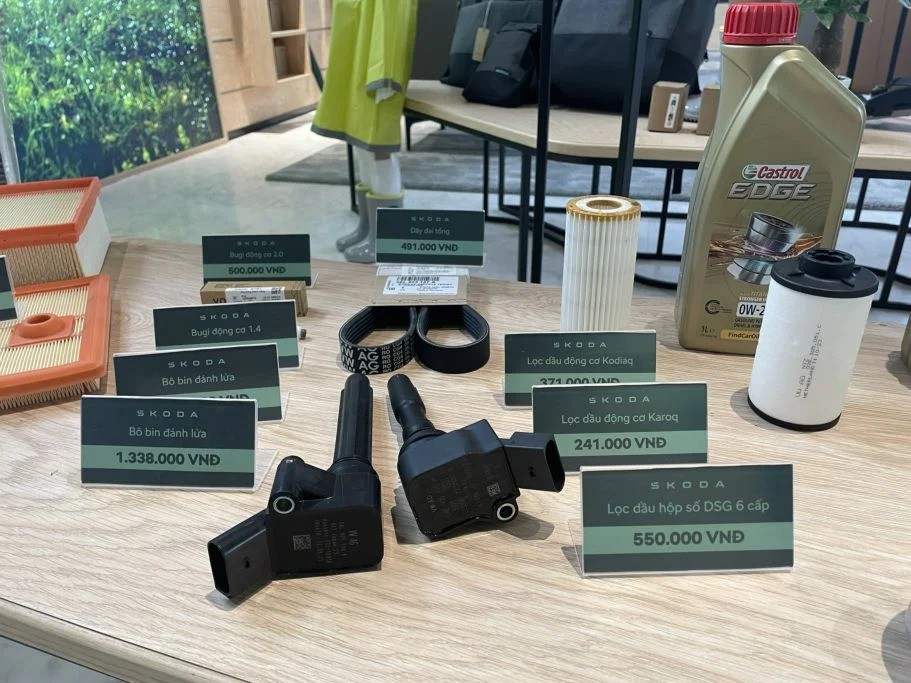 Giá tiền các phụ tùng và phụ kiện minh bạch.