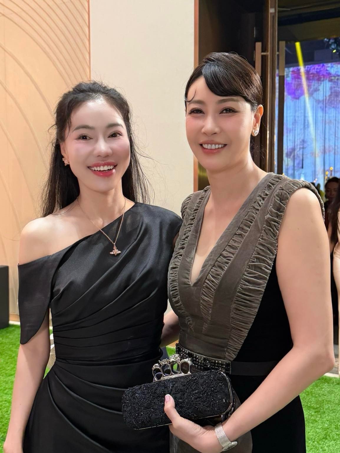 Cẩm Ly hát nhạc miền Tây ở lễ cưới con gái tỷ phú Johnathan Hạnh Nguyễn - 3