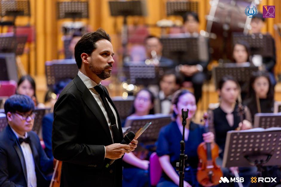 Chào tháng 12 cùng cuộc hội ngộ của 5 kiệt tác âm nhạc hàn lâm - 2