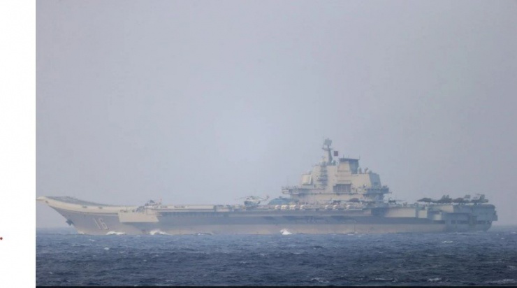 Tàu sân bay Liêu Ninh của Hải quân Trung Quốc.