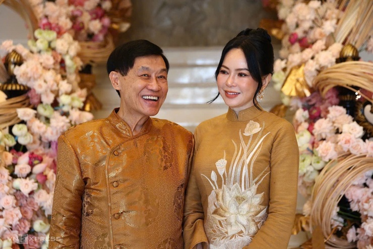 Người mẹ quyền lực của Tiên Nguyễn, là doanh nhân tỷ phú và sở hữu nhan sắc bền vững qua nhiều thập kỷ - 7