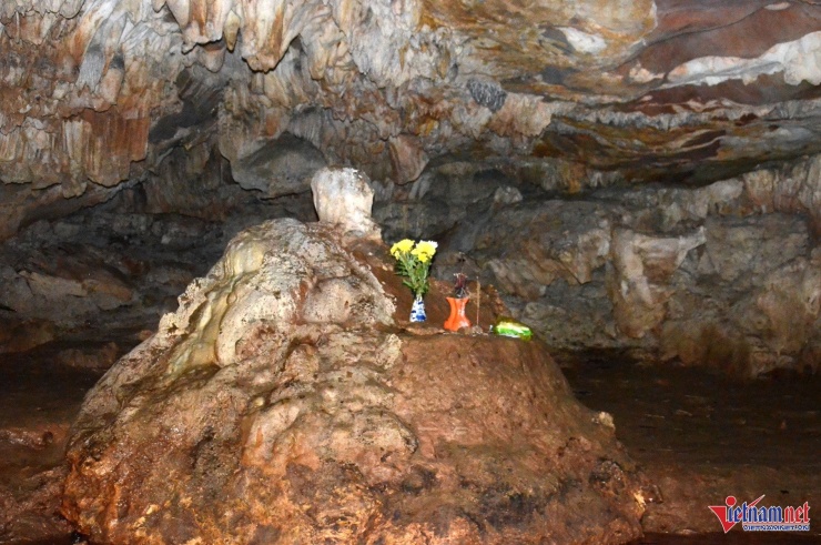 Khám phá hang động có nhũ đá hình tượng Phật ngồi thiền ở Ninh Bình - 9