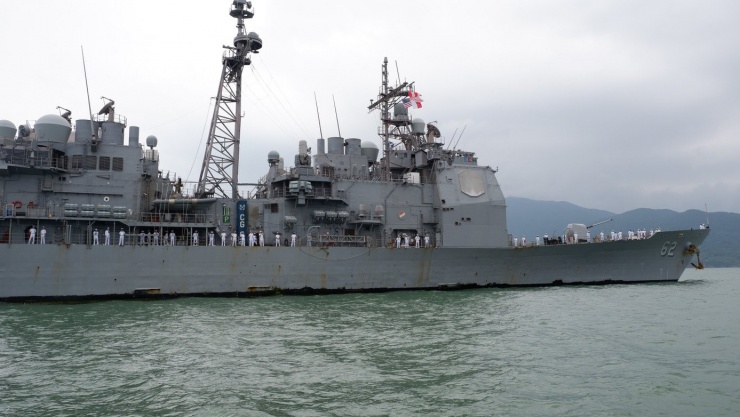Cận cảnh tàu tuần dương của Hải quân Mỹ đang thăm Đà Nẵng - 4