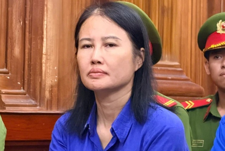 Xét xử vụ AIC: 'Bà trùm' Hoàng Thị Thúy Nga đề nghị sao chụp hồ sơ vụ án