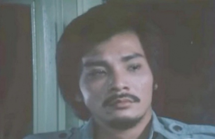 Năm 1985, diễn viên tiếp tục thể hiện nét lãng tử trong phim Vụ án hồ Con Rùa.