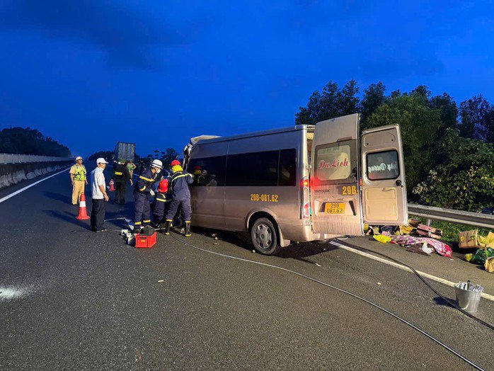 Tai nạn trên cao tốc Đà Nẵng – Quảng Ngãi, 3 người chết, 10 người bị thương - 2