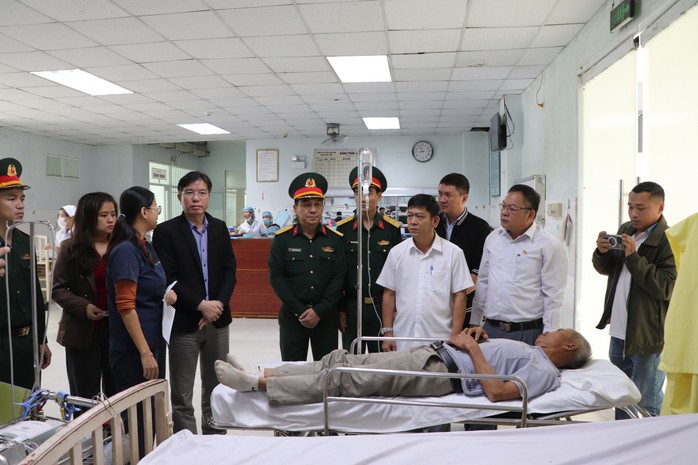 Tai nạn 13 người thương vong ở Đà Nẵng: Cô dâu, chú rể cùng người nhà gặp nạn sau đám cưới - 2