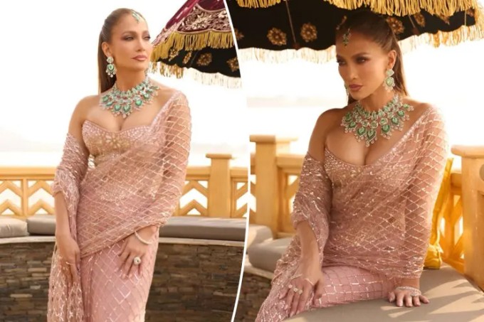 J.Lo mặc sari gợi cảm kết hợp cùng loạt trang sức lộng lẫy.