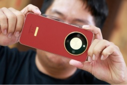 Mở bán HONOR X9d “bền bất bại” dành cho người thường xuyên di chuyển: pin 8300mAh, giá cực tốt