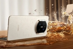 Chi phí thay màn hình Huawei Mate X7 đủ để "tậu" Xiaomi 17 Pro