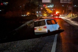 Nhật Bản ra cảnh báo chưa từng có sau trận động đất - sóng thần nửa...